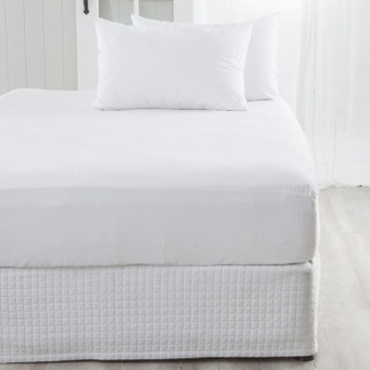 Pillow Talk Eco living bamboo waterproof mattress protector by hilton offer