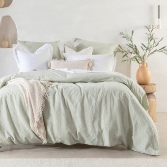 Liv textured quilt cover set by habitat