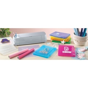 Spotlight Cricut maker 3 machine offer