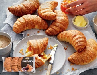 IGA Your Bakery Croissants 3 or 4 Pack offer