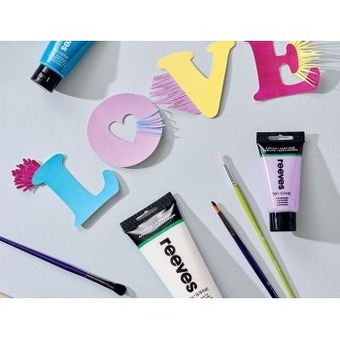 Spotlight 25% off reeves paint & mediums offer