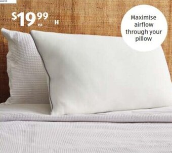 ALDI 3D Airflow Pillow offer