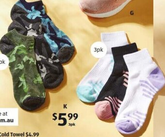 ALDI Adult's Fitness Socks 3pk offer