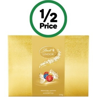 Woolworths Lindt lindor balls 235g offer