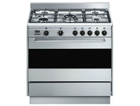 Bing Lee Smeg 90cm Classic Dual Fuel Freestanding Cooker offer