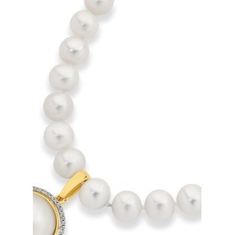 Angus & Coote 9ct gold cultured freshwater pearl necklace offer