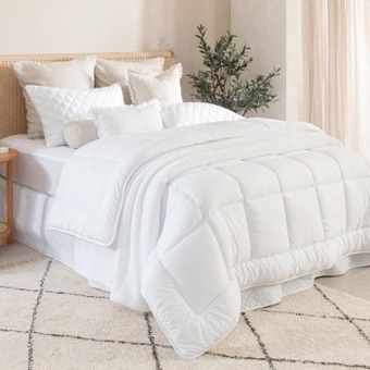 Pillow Talk Comfort science so soft 450gsm microfibre quilt by hilton offer