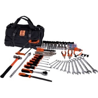 Autopro Rough country 157 piece 4x4 tool roll set offer