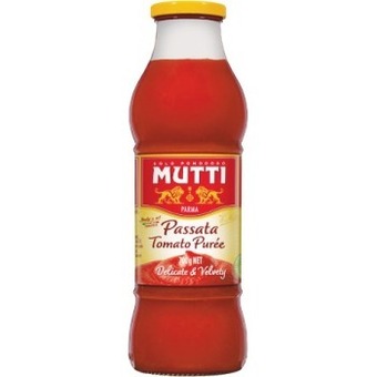 Woolworths Mutti passata 700g offer