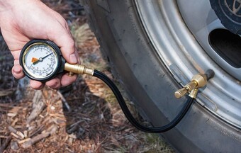 Autopro Rough country tyre deflator with gauge offer