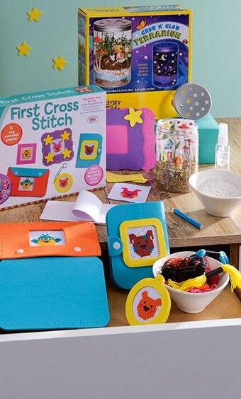 Spotlight Kids art, craft & science kits offer