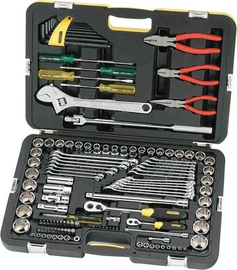 SuperCheap Auto Stanley 132 pce tool kit offer