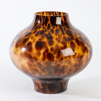 Pillow Talk Armstrong glass vase by m.u.s.e. offer