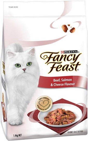 BIG W Fancy feast beef, salmon & cheese dry cat food 1.4kg offer