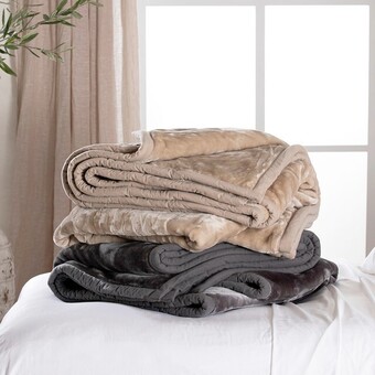 Pillow Talk 2 ply mink blanket by hilton offer