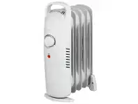 Jaycar Electronics 500W 5-Fin Mini Oil Heater offer