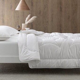 Australian wool thermal quilt