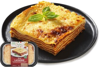 IGA Pasta master beef lasagne 550g offer