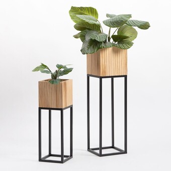 Pillow Talk Manly planter on stand by habitat offer