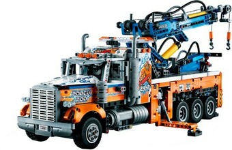 LEGO Technic Heavy-Duty Tow Truck 42128