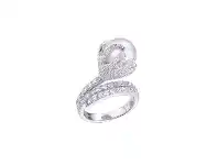 Bevilles Jewellery Gina Liano Pandora Pearl Centre Fancy Ring offer