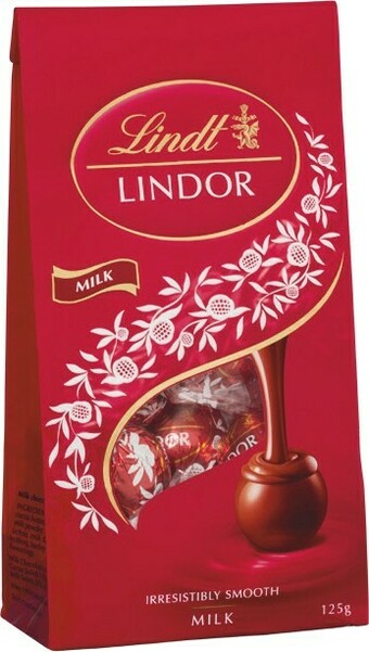 Woolworths Lindt Caramel Squares or Lindor Bags 123-125g offer