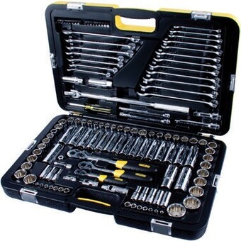SuperCheap Auto Stanley 132 pce tool kit offer