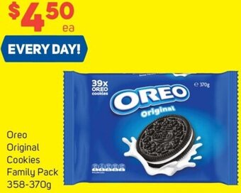 Foodland Oreo Original Cookies Family Pack 358-370g offer