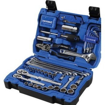 SuperCheap Auto Kincrome 82 pce tool kit offer