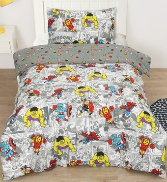 Spotlight Marvel heroes quilt cover set offer