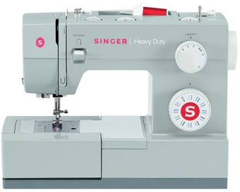 Spotlight Singer 4423 sewing machine offer