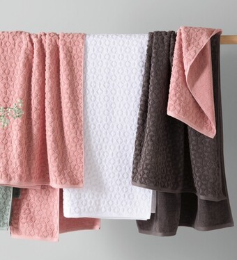 Spotlight Koo marbella jacquard towel range offer