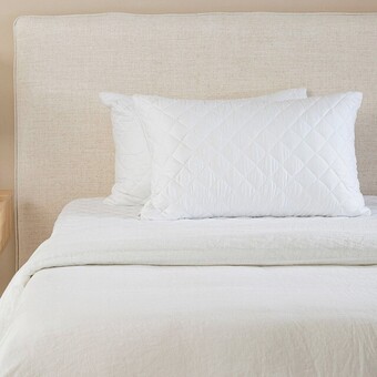 Pillow Talk Comfort science so soft pillow protector by hilton offer