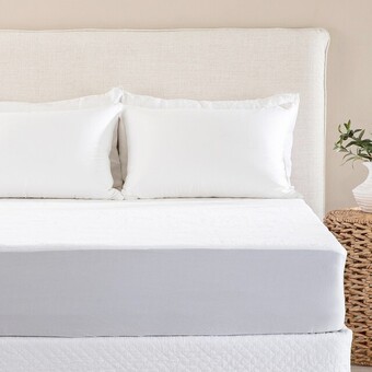 Pillow Talk Eco living bamboo mattress protector by hilton offer