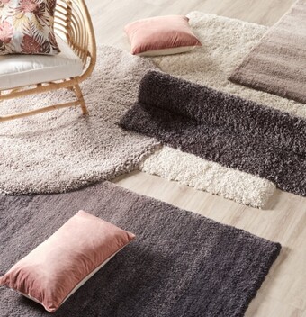 Spotlight Shaggy rugs offer