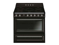 The Good Guys Smeg 90cm Induction Freestanding Cooker offer