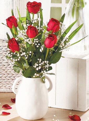 Woolworths 6 Stem Rose Bouquet offer
