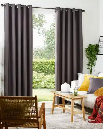 Spotlight Turner thermal lined eyelet curtains offer