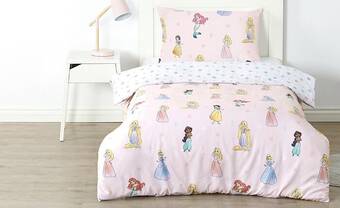 Spotlight Disney princess magic quilt cover set offer