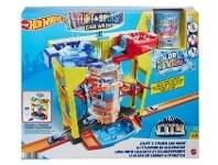 BIG W Hot Wheels Stunt & Splash Car Wash offer
