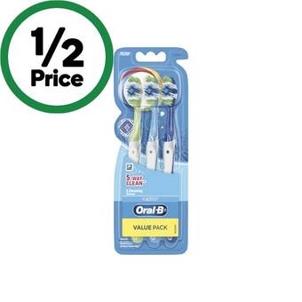 Woolworths Oral-b 5 way clean toothbrush pk 3 offer