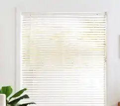 Spotlight 50mm fresh white timber venetian blinds offer