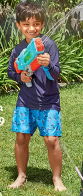 ALDI Water Gun Pump Blaster 950ml offer