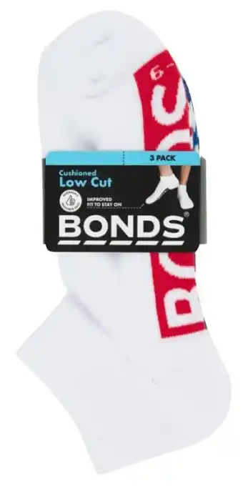 Coles Bonds men's logo lowcut 3 pack offer