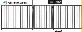 Flat top pool fencing panel