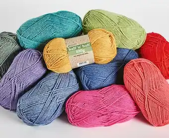 Spotlight 30% off 4 Seasons Half N Half Yarn offer