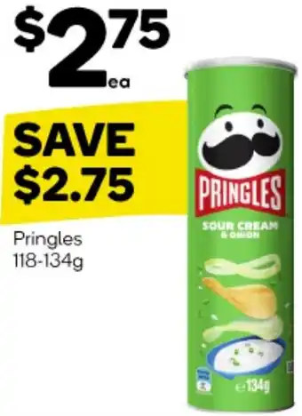 Woolworths Pringles 118-134g offer
