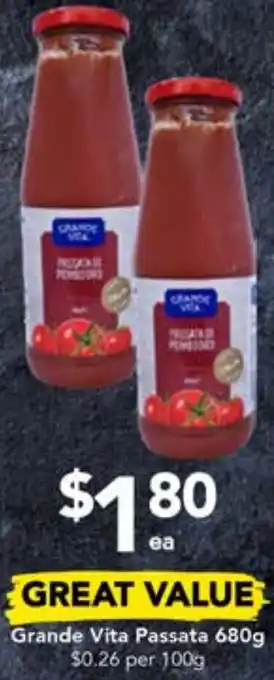Drakes Grande Vita Passata 680g offer