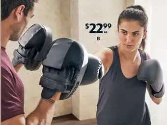 ALDI Boxing Gloves or Boxing Mitts offer