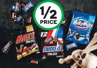 Woolworths Mars Medium Sharepacks 132-216g Pk 12-18 offer
